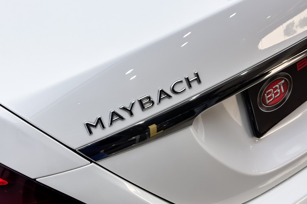 MERCEDES MAYBACH S560