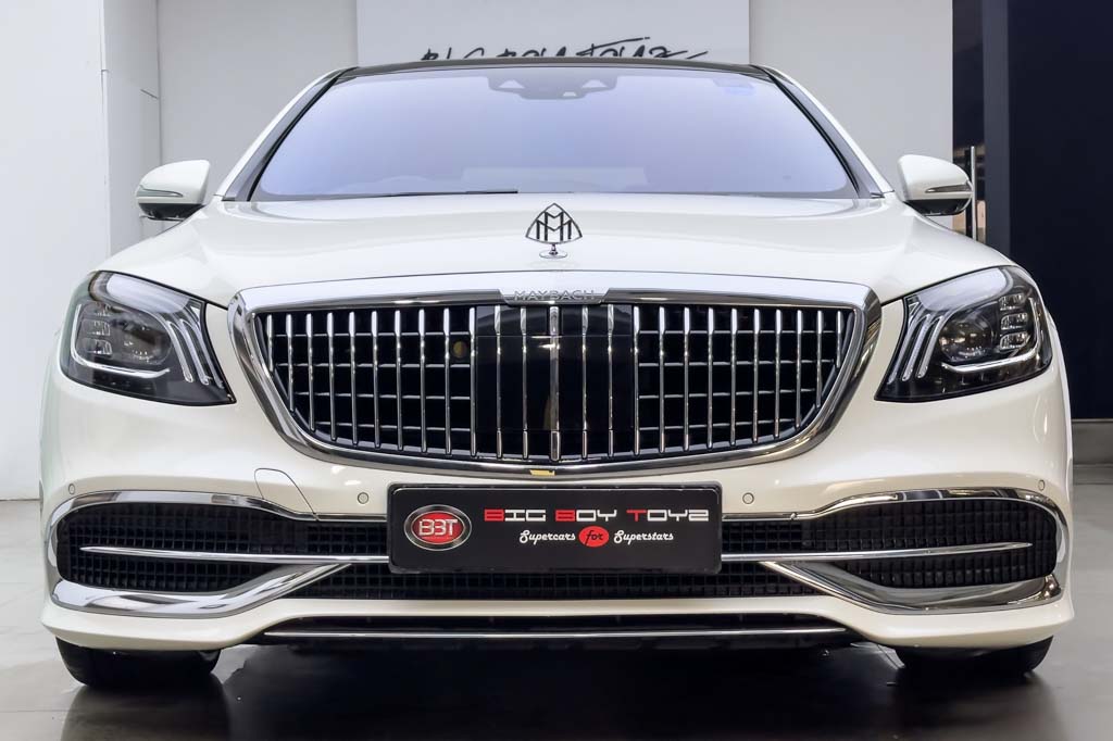 MERCEDES MAYBACH S560