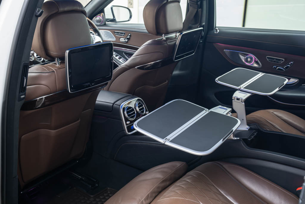 Mercedes Maybach S600