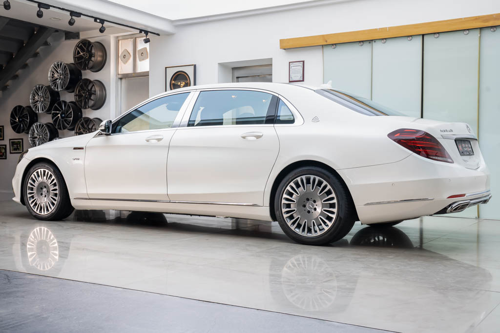 Mercedes Maybach S600