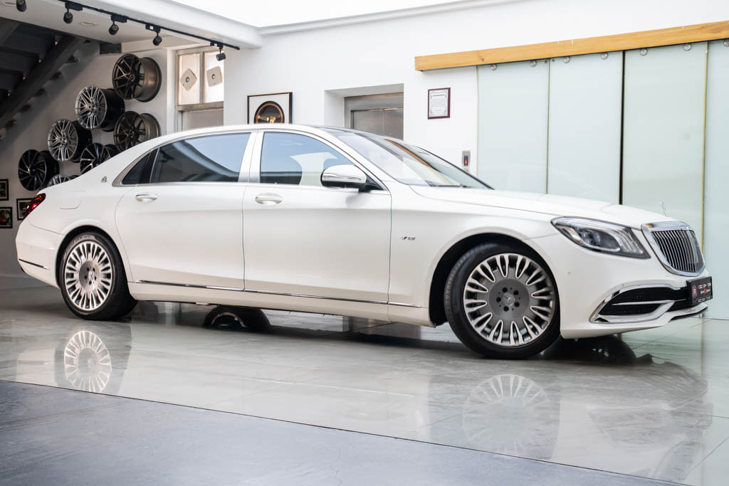 Mercedes Maybach S600