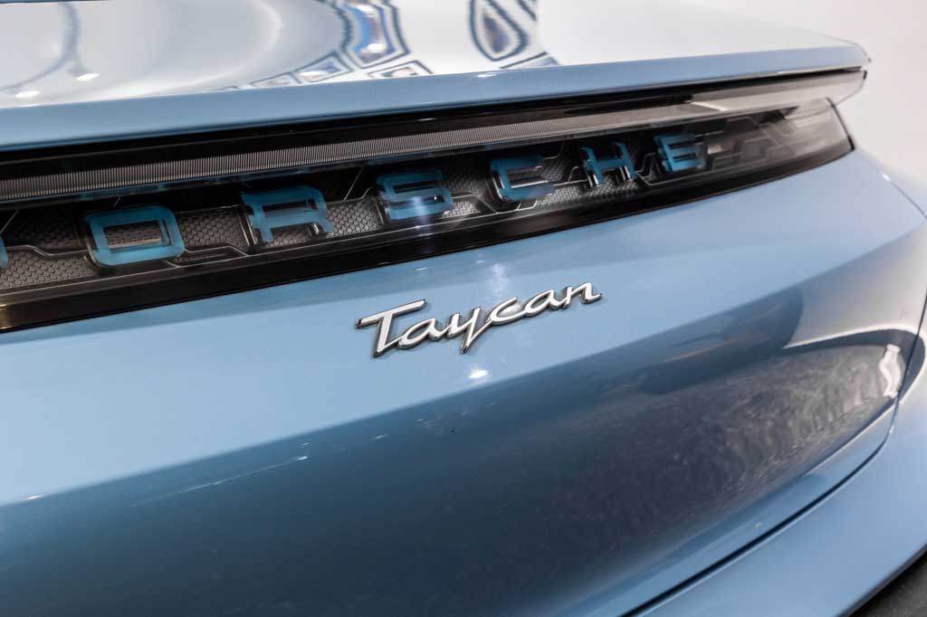Porsche Taycan RWD