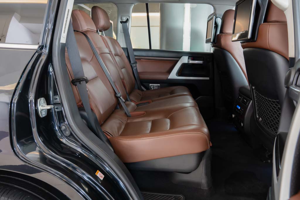 TOYOTA LAND CRUISER LC200 VX