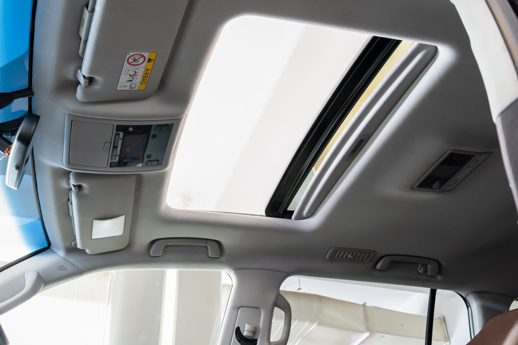 TOYOTA LAND CRUISER LC200 VX