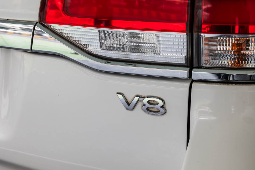 TOYOTA LAND CRUISER LC200 VX