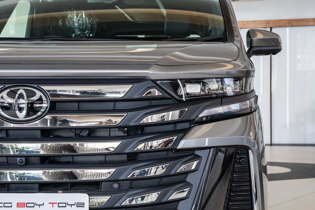Toyota Vellfire Hi