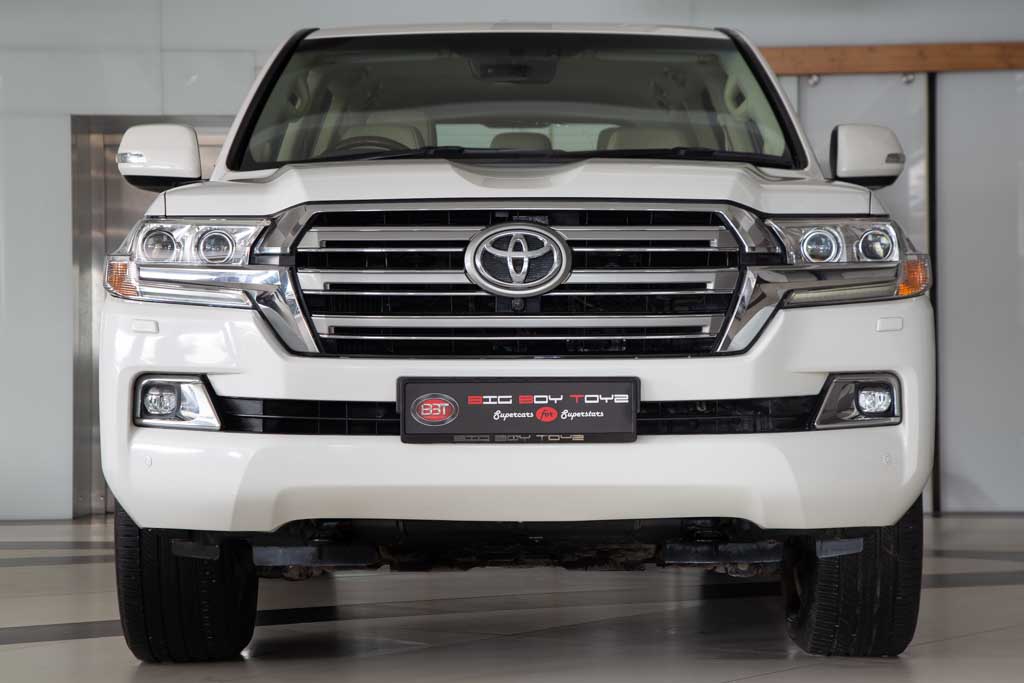 TOYOTA LAND CRUISER LC200 VX