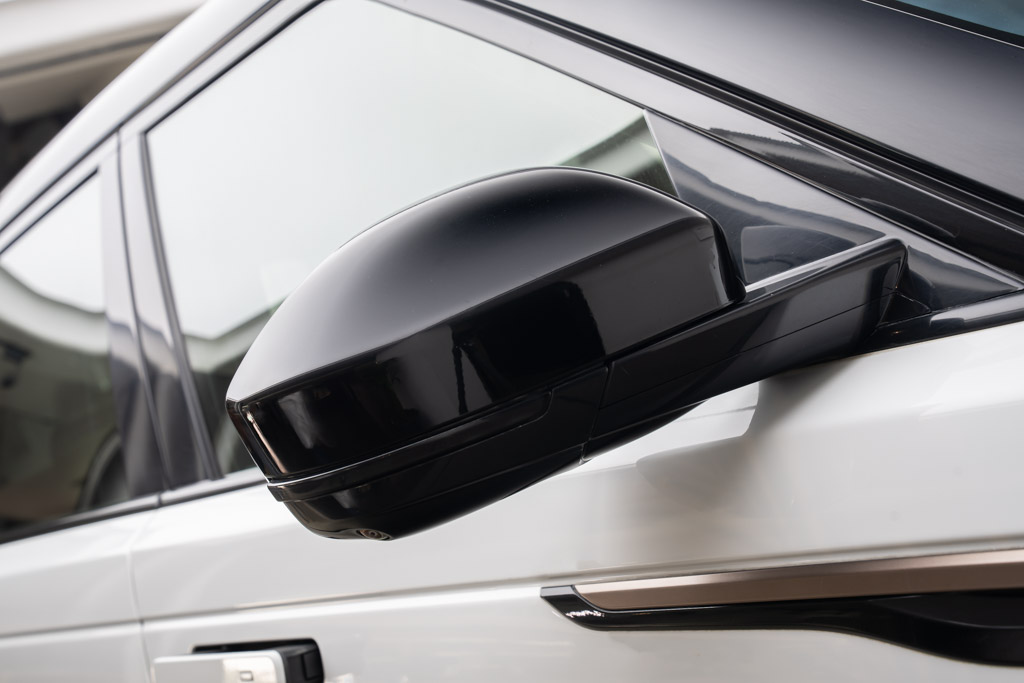 RANGE ROVER VELAR P250 SE DYNAMIC