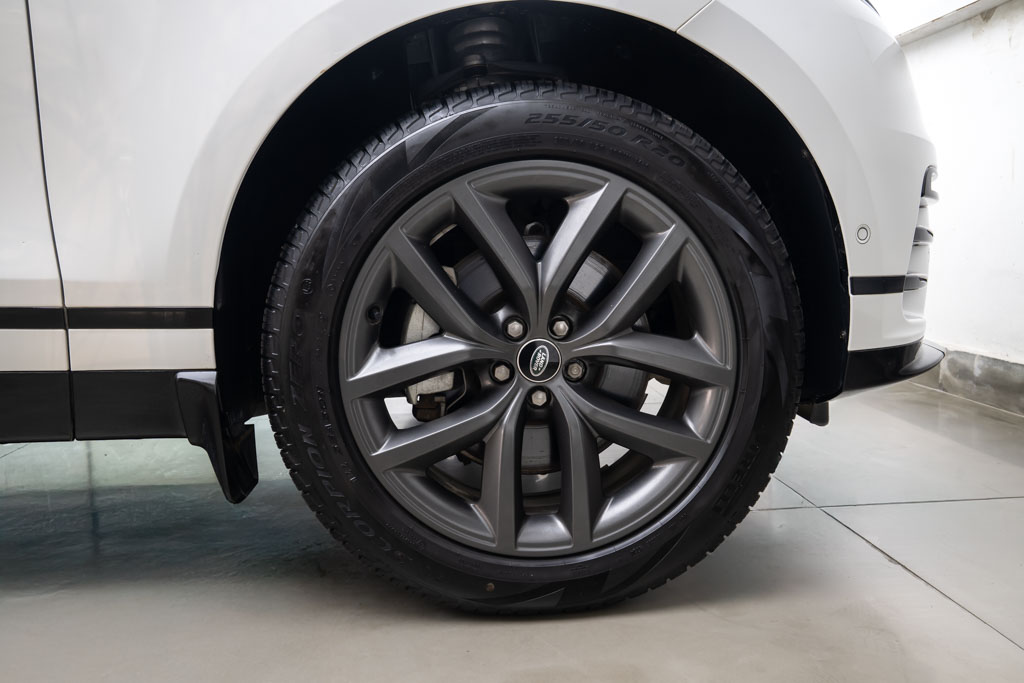 RANGE ROVER VELAR P250 SE DYNAMIC