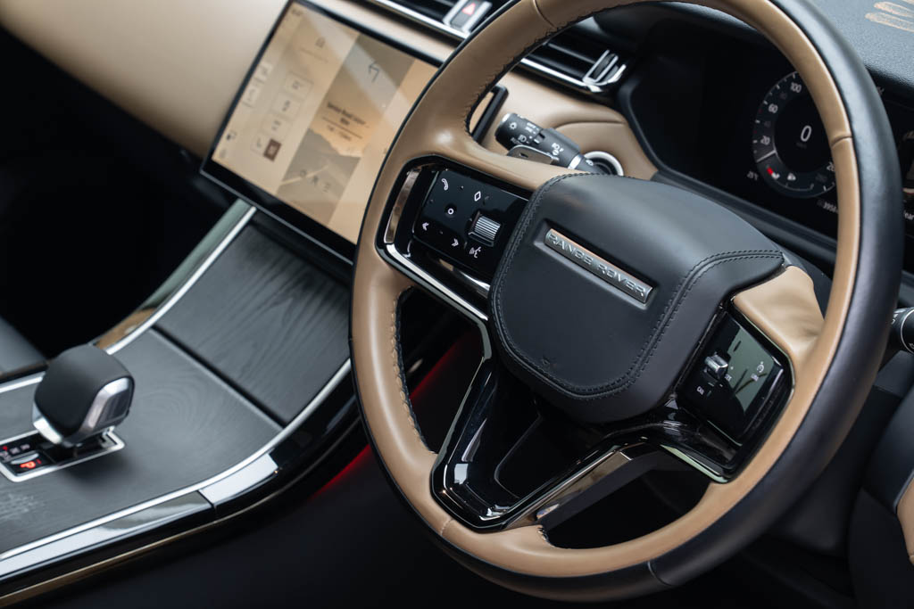 RANGE ROVER VELAR P250 SE DYNAMIC