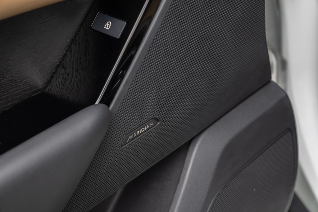 RANGE ROVER VELAR P250 SE DYNAMIC