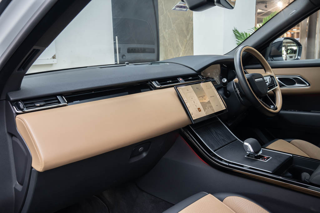 RANGE ROVER VELAR P250 SE DYNAMIC