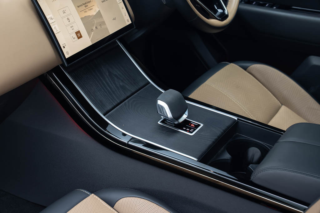 RANGE ROVER VELAR P250 SE DYNAMIC