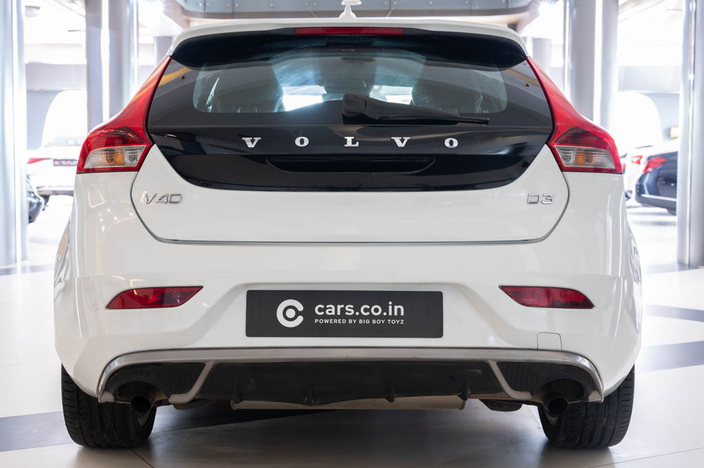 VOLVO V40 CROSS COUNTRY D3