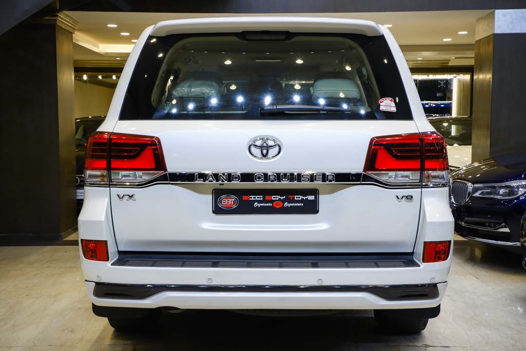 TOYOTA LAND CRUISER LC200 VX