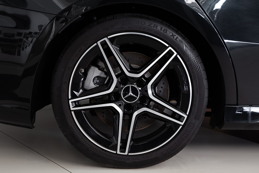 Mercedes AMG A35 4MATIC