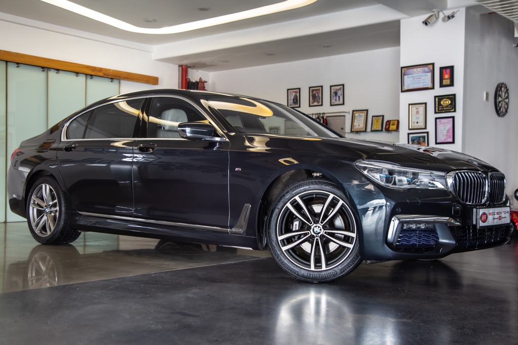 BMW 730Ld M SPORT