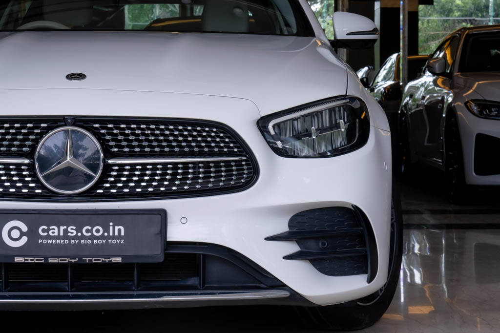 MERCEDES BENZ E350D AMG LINE