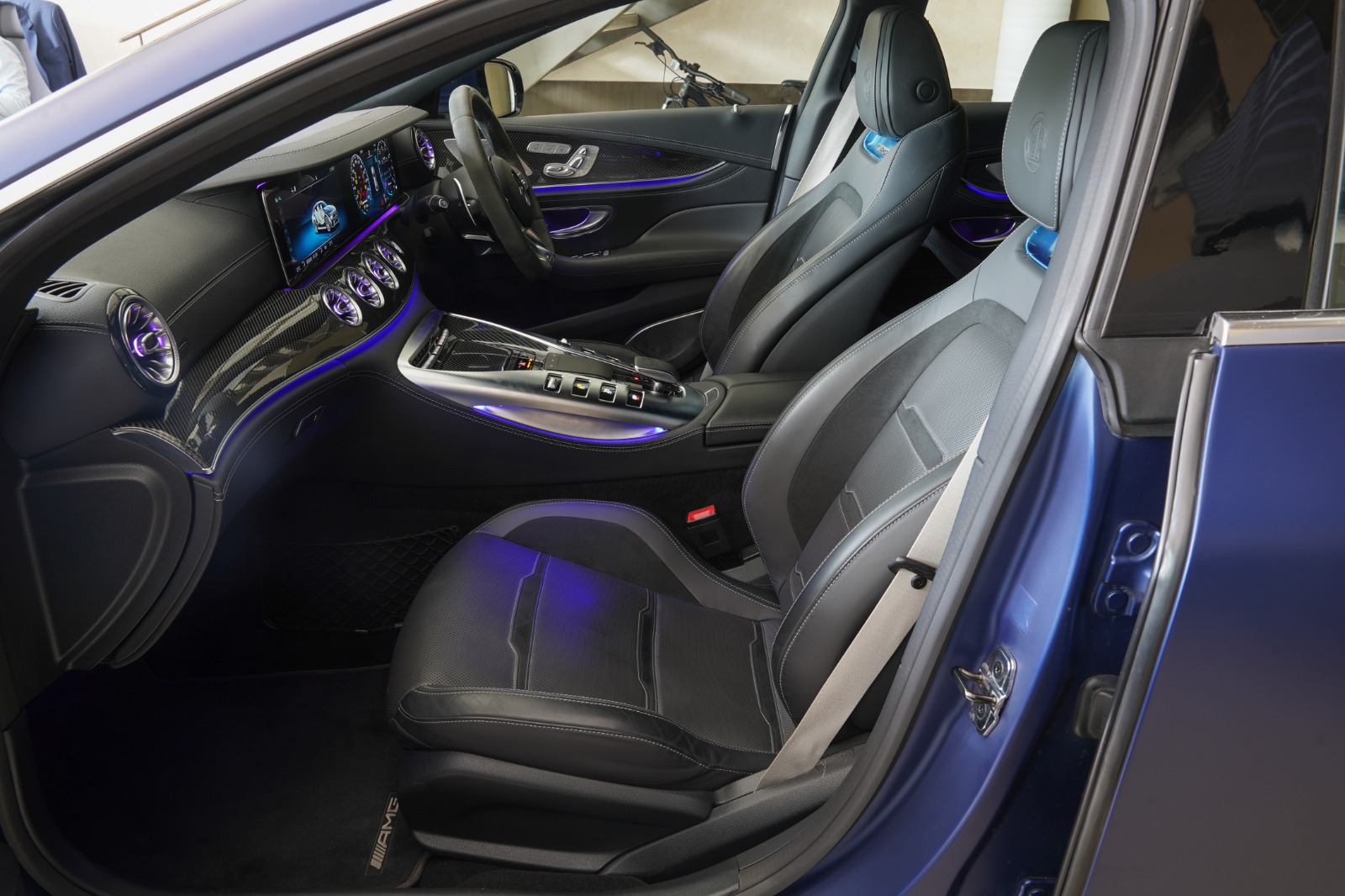 MERCEDES AMG GT63s 4matic+ 4door coupe