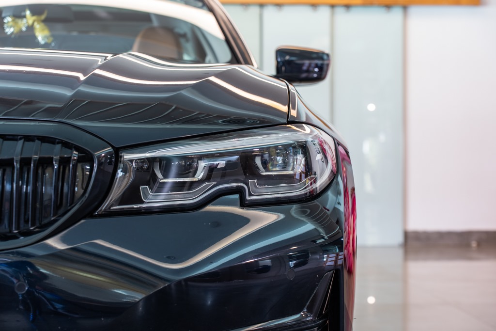 BMW 330LI GRAN LUXURY LINE