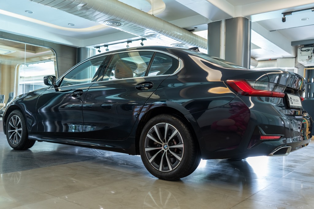 BMW 330LI GRAN LUXURY LINE