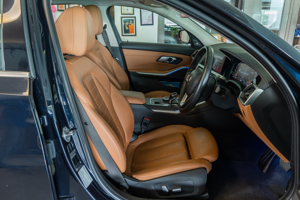 BMW 330LI GRAN LUXURY LINE