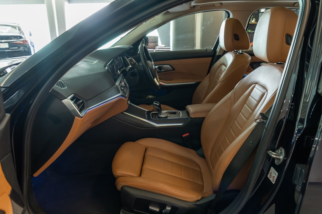 BMW 330LI GRAN LUXURY LINE