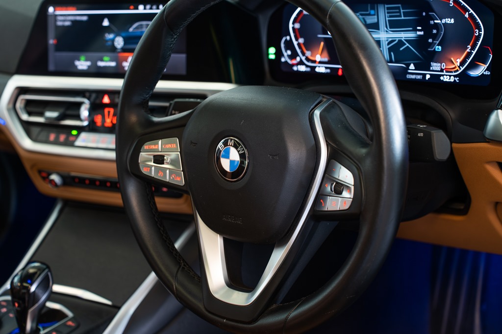 BMW 330LI GRAN LUXURY LINE