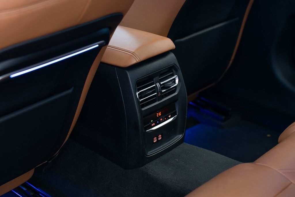 BMW 330LI GRAN LUXURY LINE