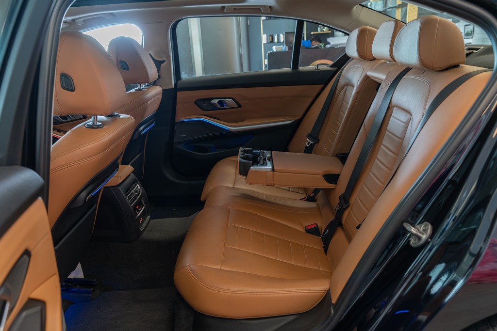 BMW 330LI GRAN LUXURY LINE