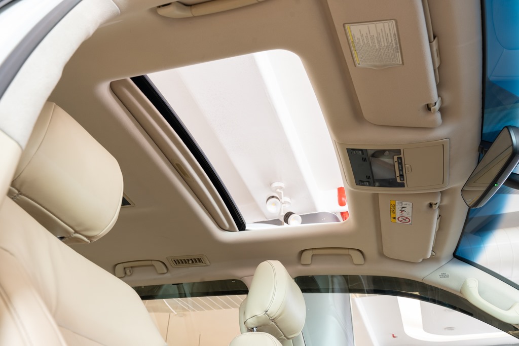 TOYOTA LAND CRUISER LC200 VX