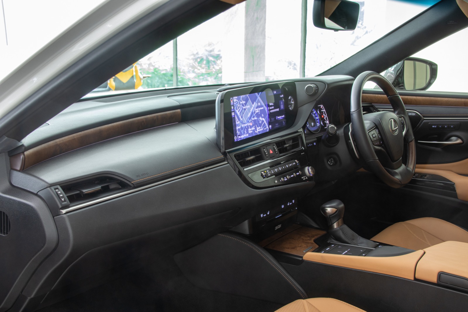 LEXUS ES300H LUXURY