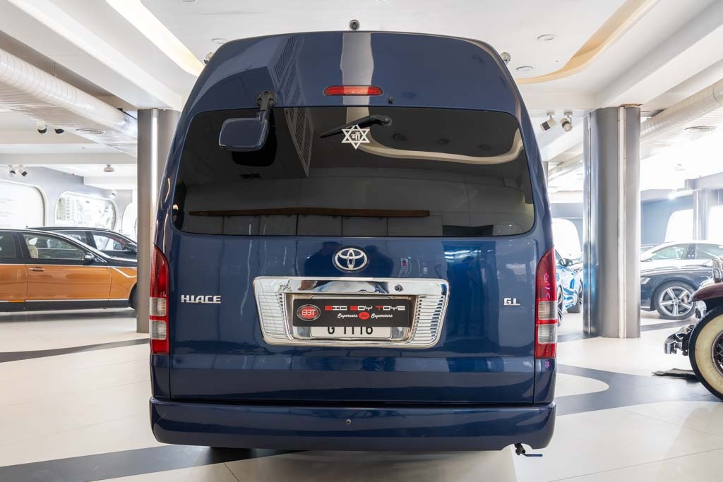 Toyota Hiace