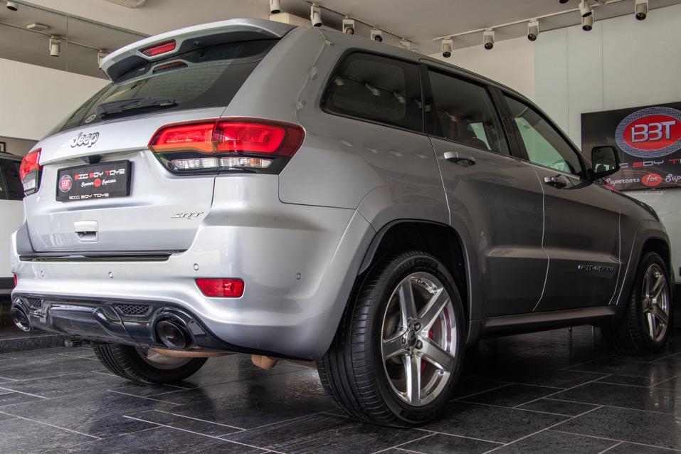 Jeep Grand Cherokee SRT
