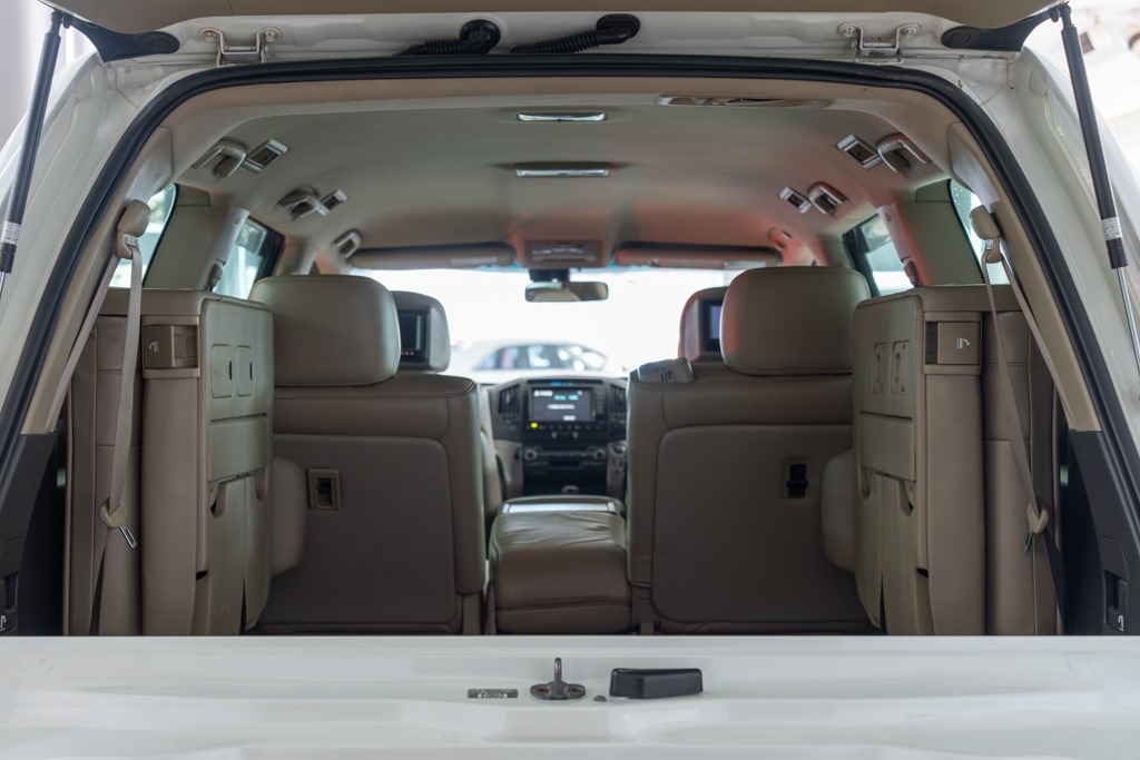 Toyota Land Cruiser LC200 VX