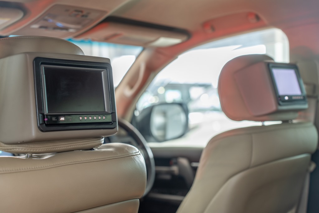 Toyota Land Cruiser LC200 VX