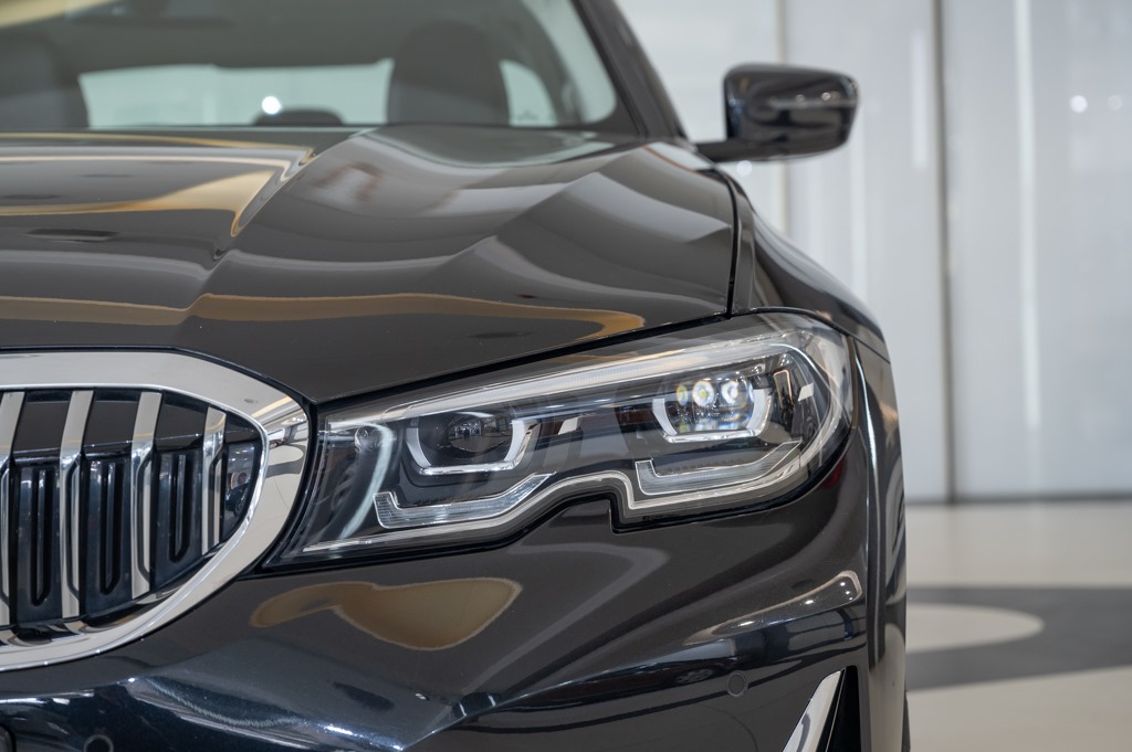 BMW 320d Luxury Line