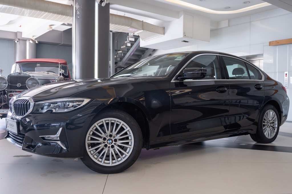 BMW 320d Luxury Line