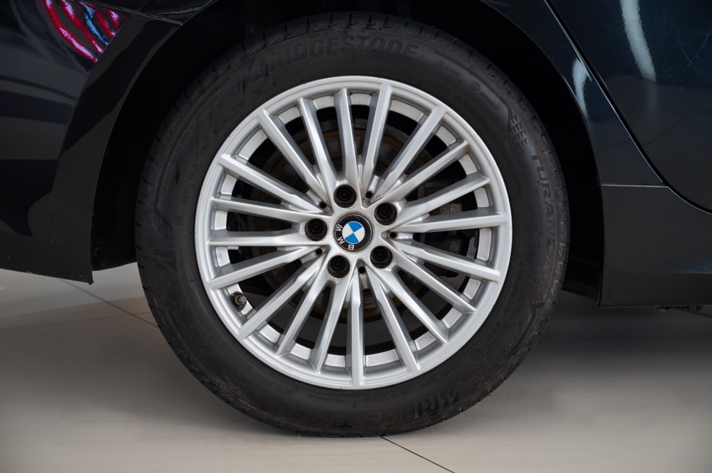 BMW 320d Luxury Line