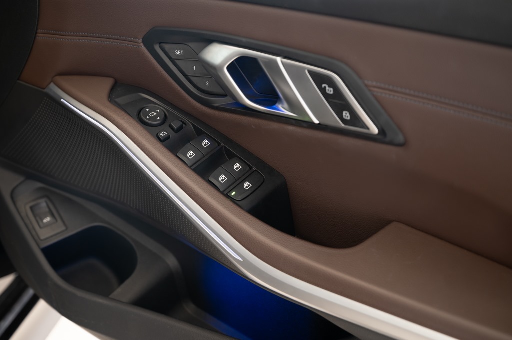 BMW 320d Luxury Line