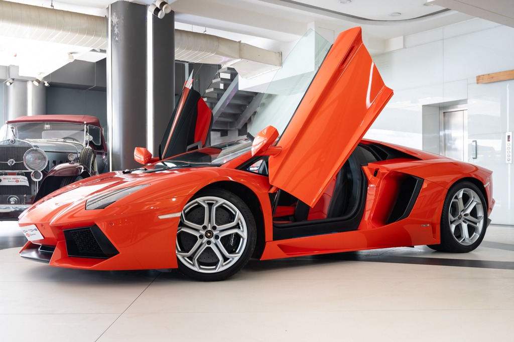 Lamborghini Aventador LP700-4
