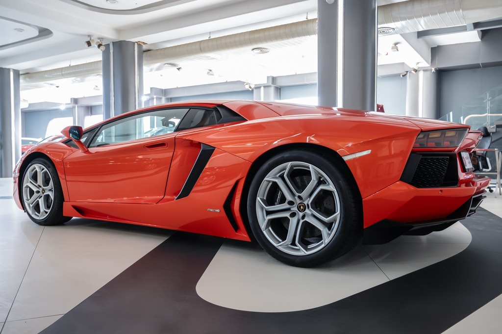 Lamborghini Aventador LP700-4