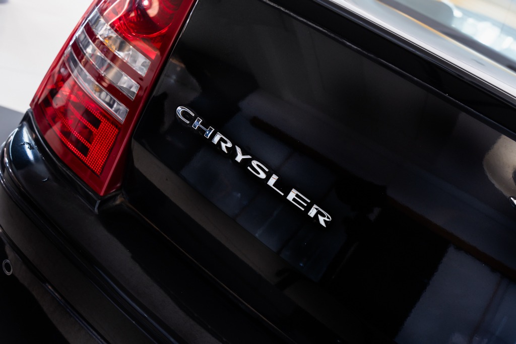 Chrysler 300C 6.1 SRT8