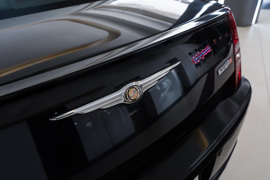 Chrysler 300C 6.1 SRT8