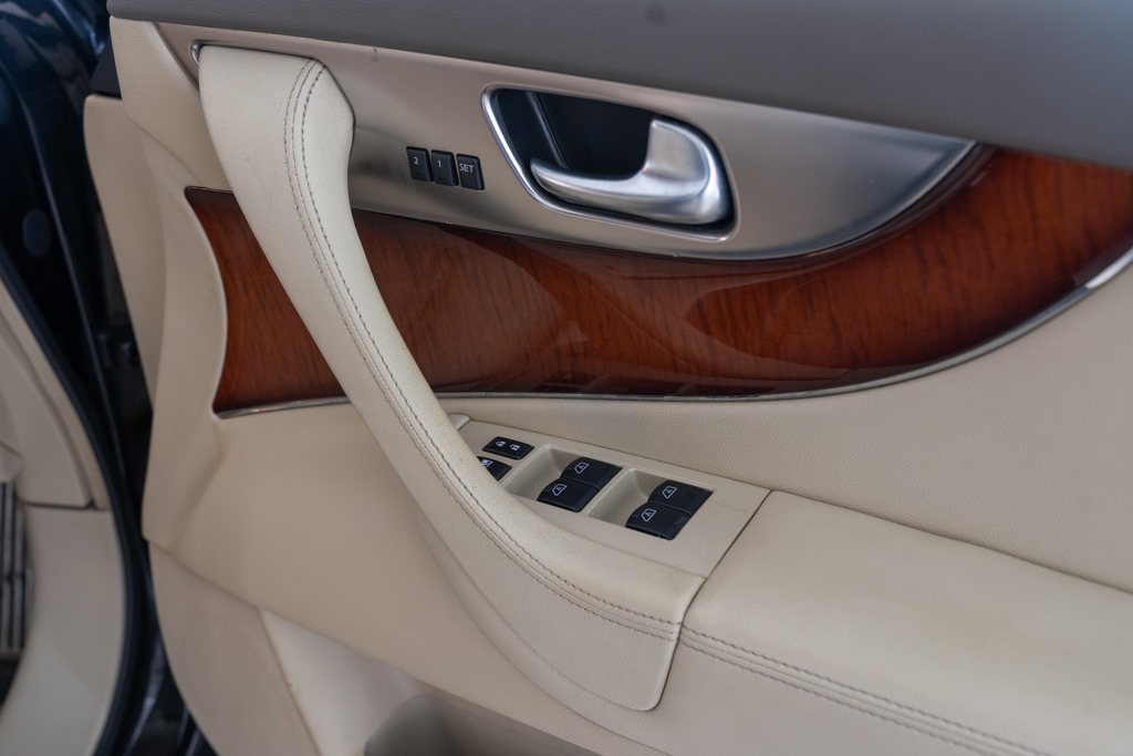 Infinity FX 50 S AWD