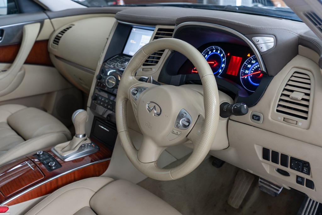 Infinity FX 50 S AWD