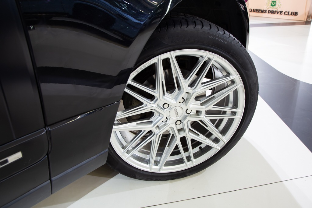 LAND ROVER RANGE ROVER VOGUE SE LWB