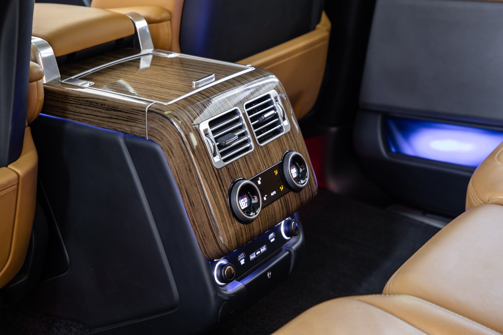 LAND ROVER RANGE ROVER VOGUE SE LWB