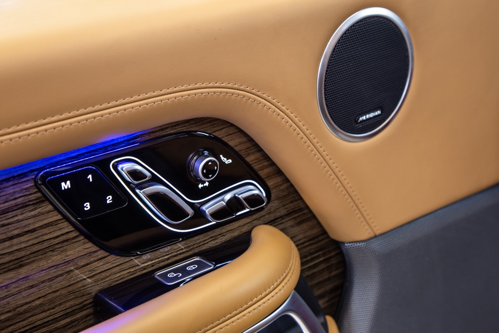 LAND ROVER RANGE ROVER VOGUE SE LWB