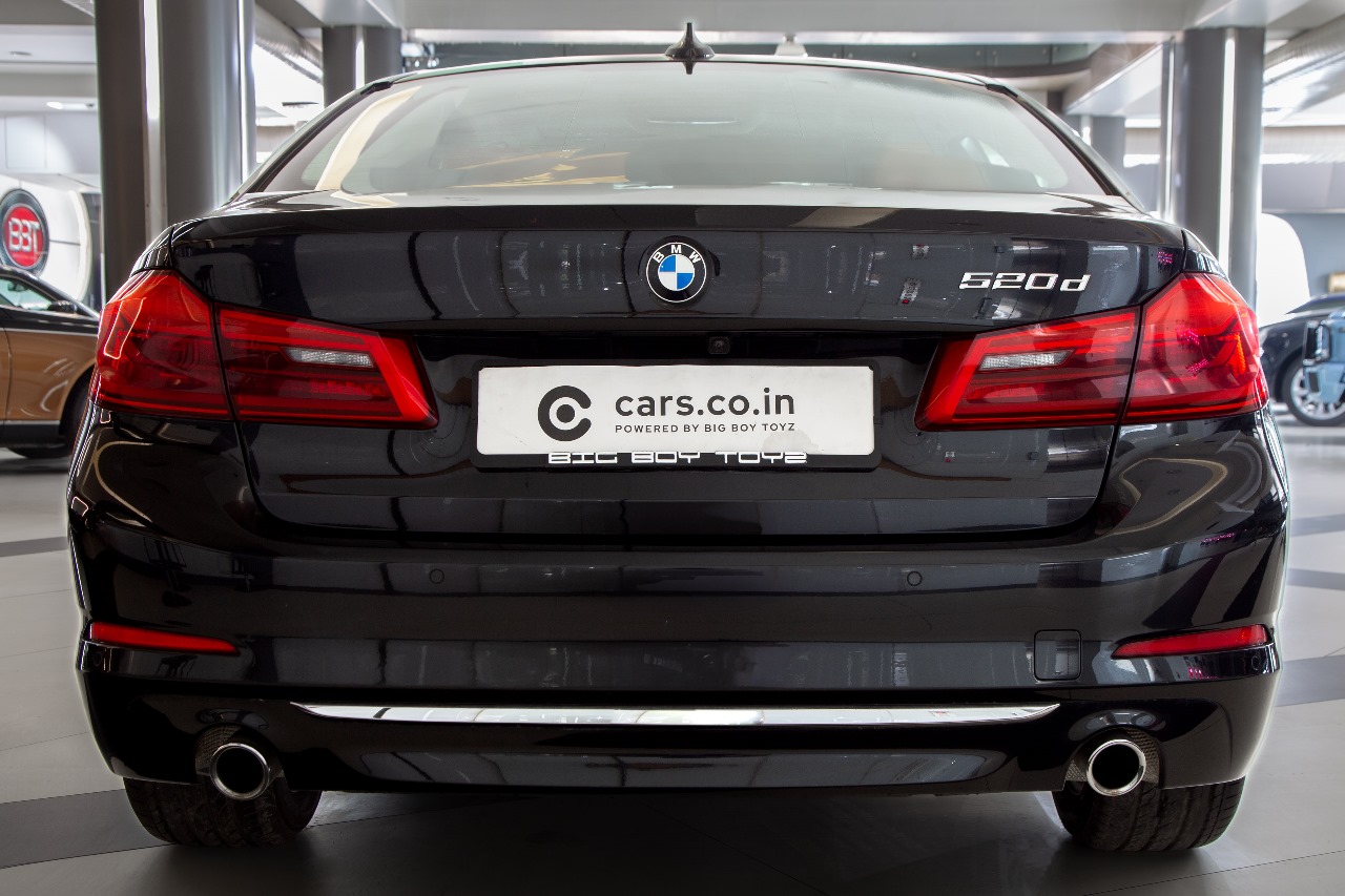 BMW 520D LUXURY LINE